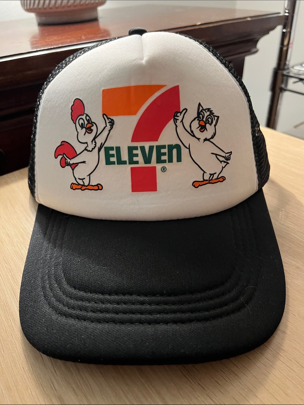 7-Eleven Vintage Style Trucker Hat Snapback Black Mesh Cap Rooster & Owl Graphic